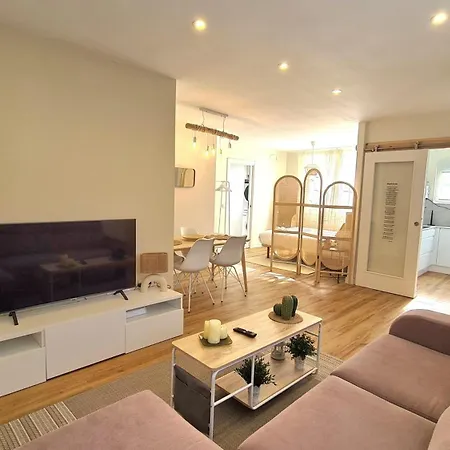 Daire Loft En General Davila Con Parking